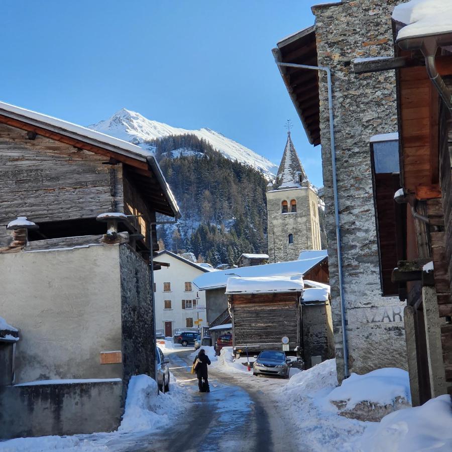 Bourg-Saint-Pierre : Le Cachet D'Antan Appartement Buitenkant foto