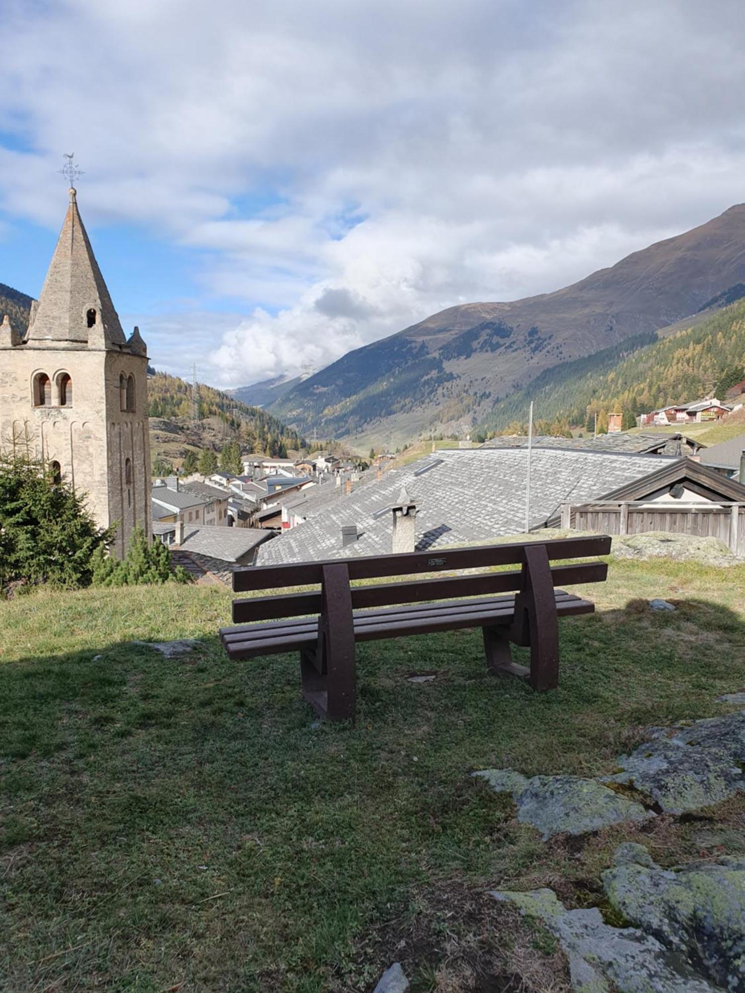Bourg-Saint-Pierre : Le Cachet D'Antan Appartement Buitenkant foto